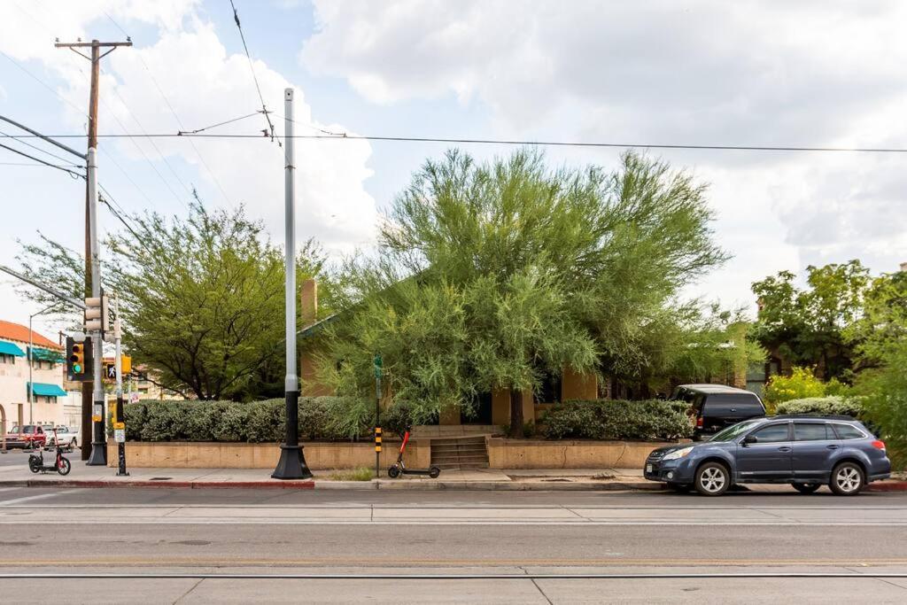2Br Home W Parking Downtown Charm In Full Bloom! Tucson Exterior photo